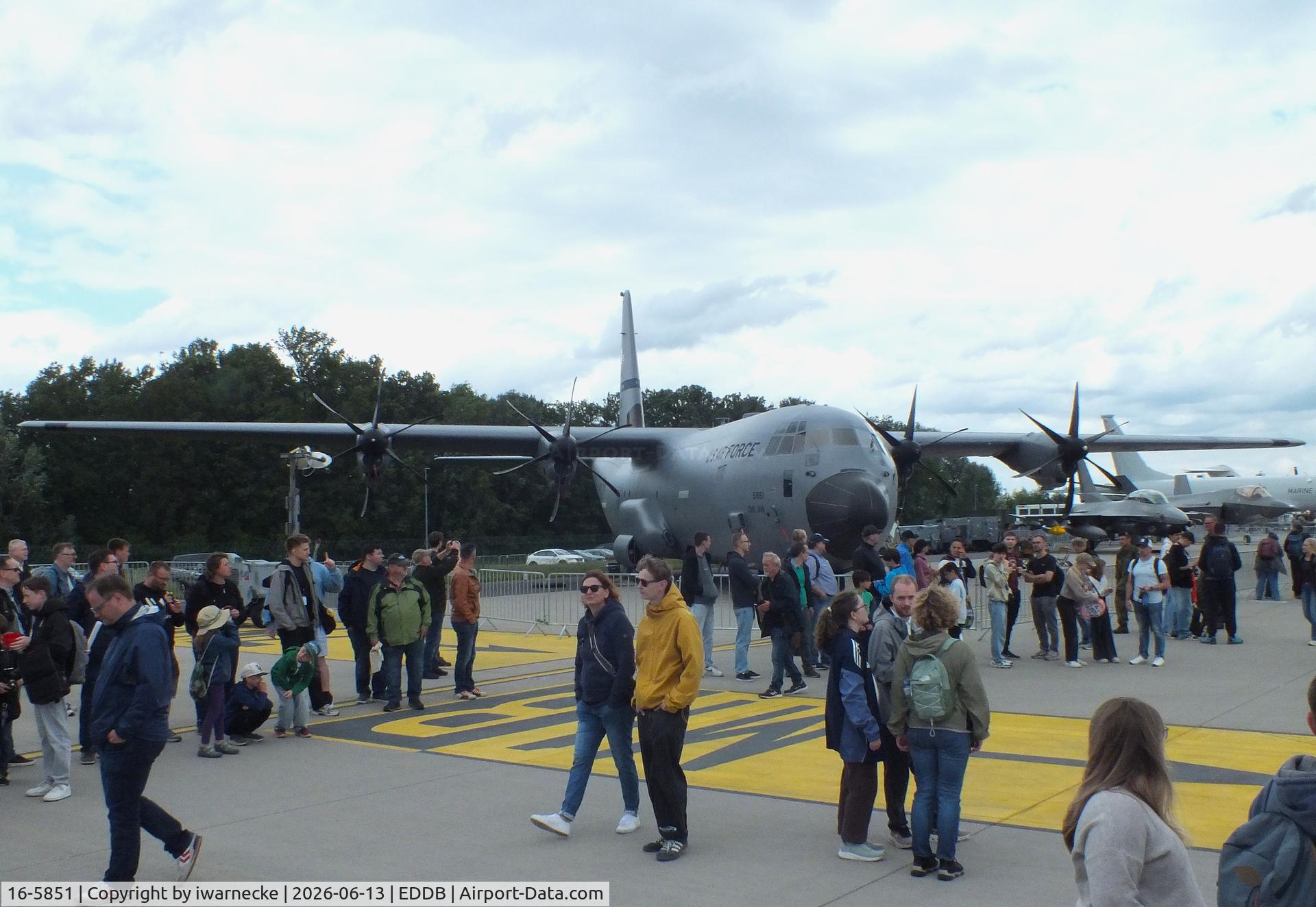 Aircraft 16-5851, 2017 Lockheed C-130J-30, c/n 382-5851, Lockheed C-130J-30 Super Hercules of the USAF TX ANG at ILA 2026,Berlin, at EDDB, photo by iwarnecke