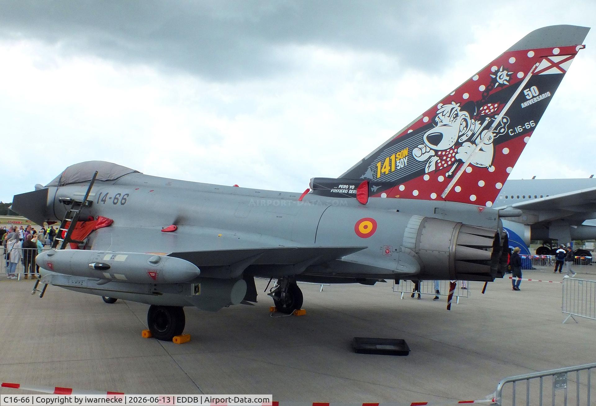 Aircraft C16-66, Eurofighter EF-2000 Typhoon, c/n SS047, Eurofighter EF2000 S of the Ejercito del Aire (Spanish Air Force) in special '50 years 141 squadron' colours at ILA 2026,Berlin, at EDDB, photo by iwarnecke