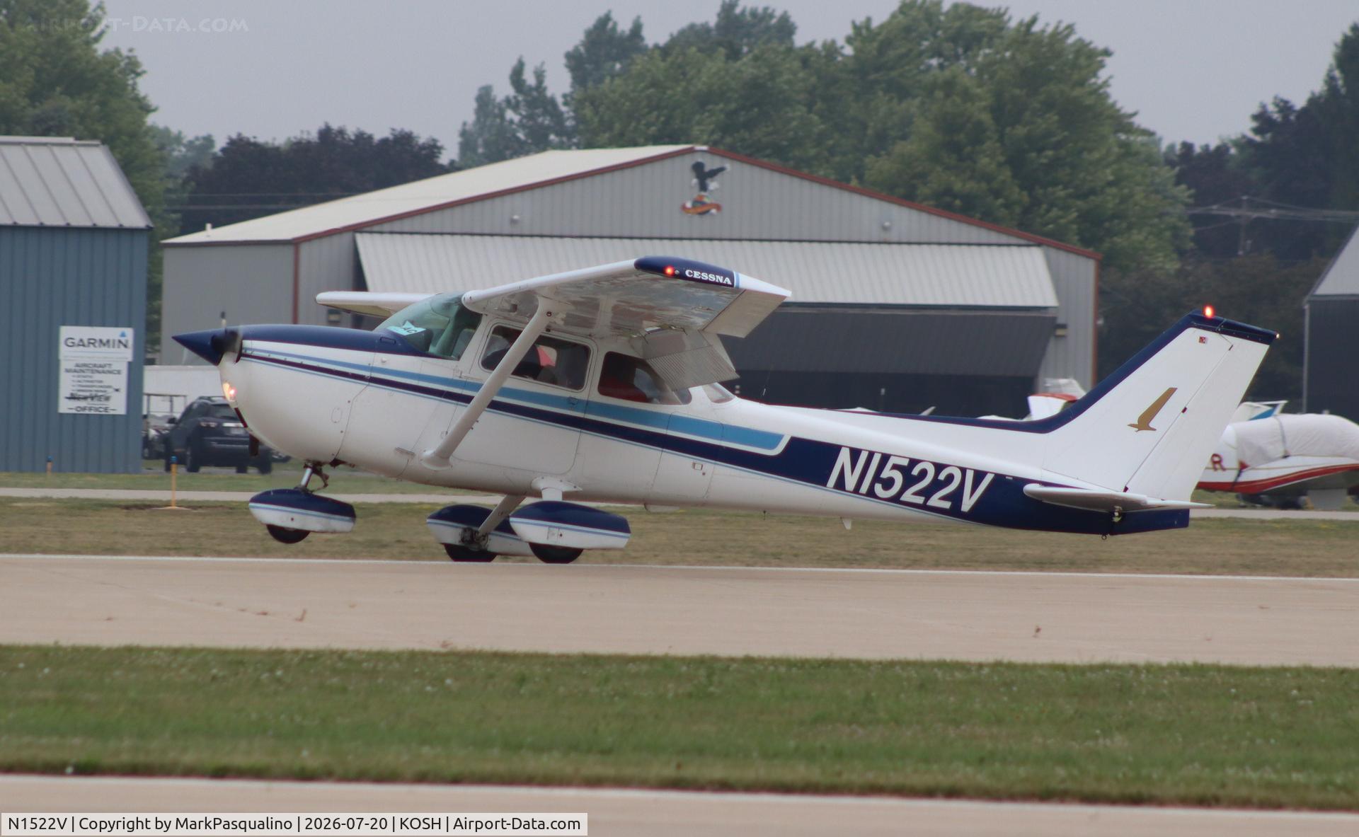 Aircraft N1522V, 1974 Cessna 172M, c/n 17263643, Cessna 172M, at KOSH, photo by MarkPasqualino
