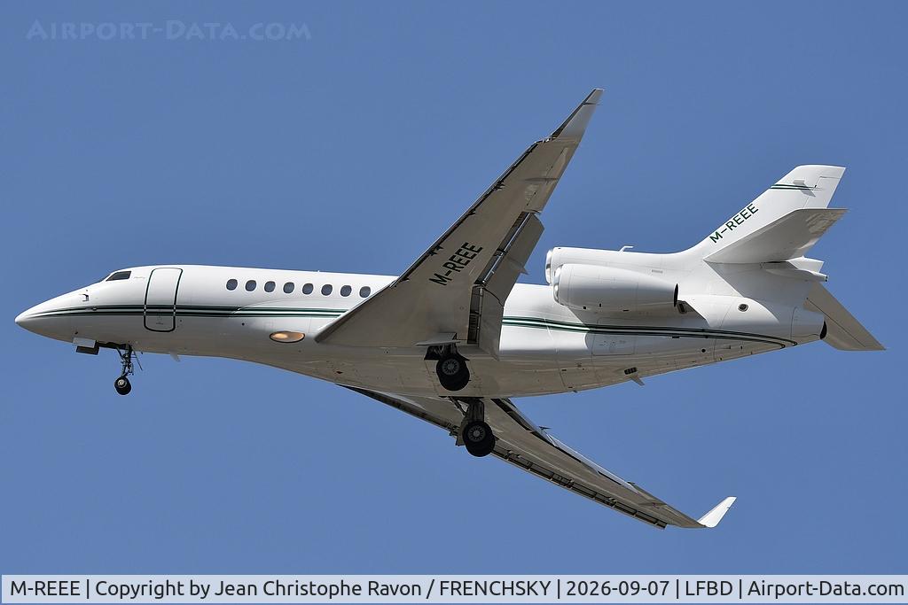 Aircraft M-REEE, 2007 Dassault Falcon 7X, c/n 008, Cascais (CAT) Bordeaux (BOD) (MREEE), at LFBD, photo by Jean Christophe Ravon / FRENCHSKY