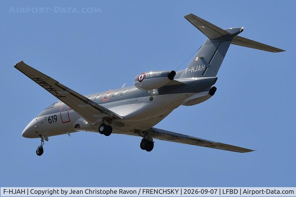 Aircraft F-HJAH, 2025 Pilatus PC-24, c/n 619, France - Navy, at LFBD, photo by Jean Christophe Ravon / FRENCHSKY