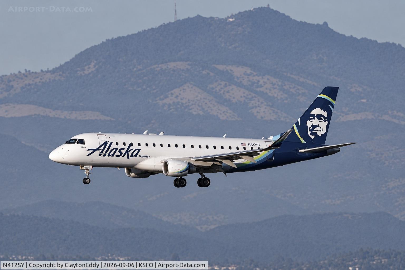 Aircraft N412SY, 2022 Embraer ERJ-170-200 LR, c/n 17000908, SFO 2026, at KSFO, photo by ClaytonEddy