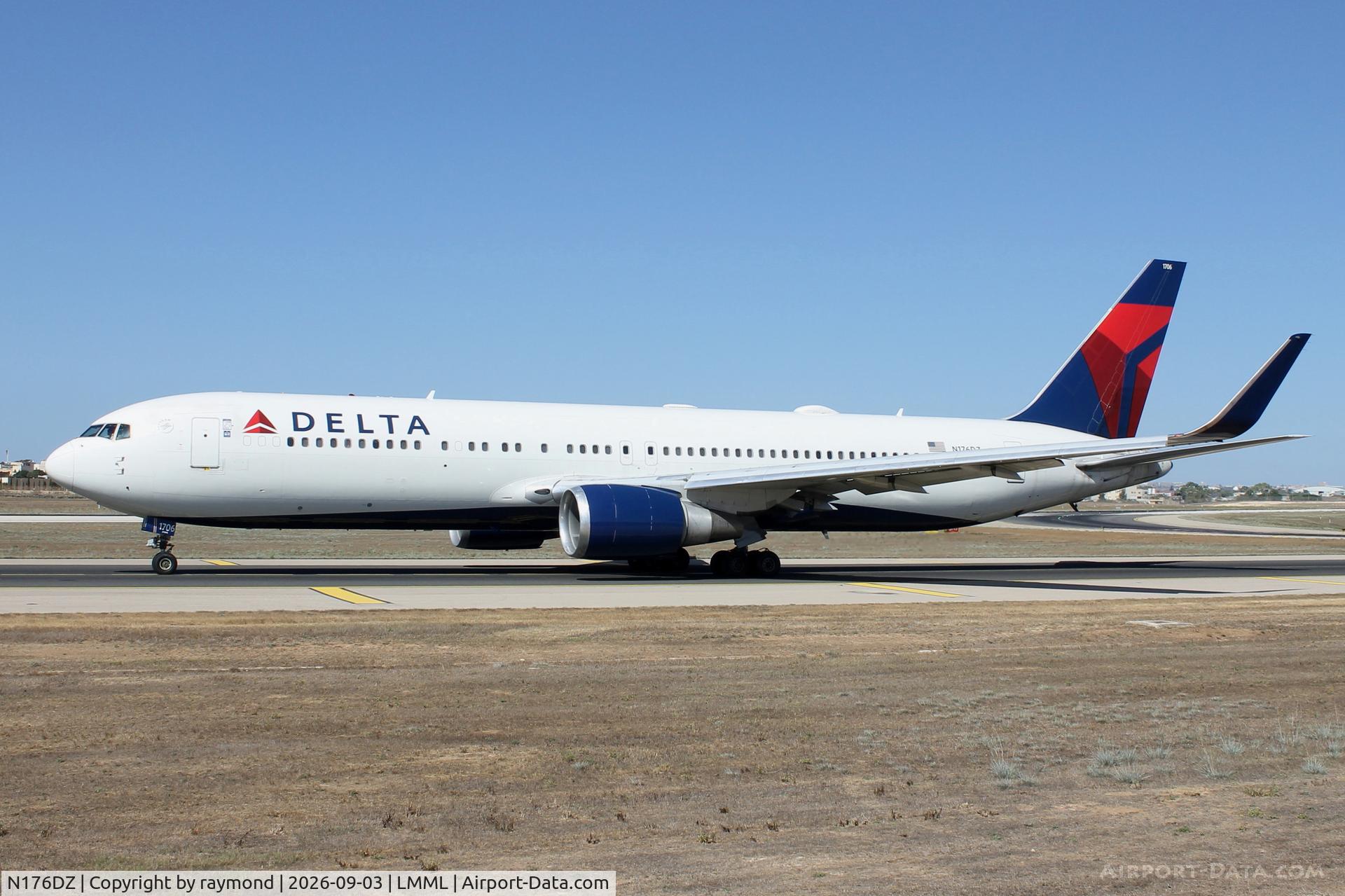 Aircraft N176DZ, 1999 Boeing 767-332, c/n 29697, Boeing 767-332 reg N176DZ of Delta Air Lines taxiing out from Malta departing to JFK., at LMML, photo by raymond