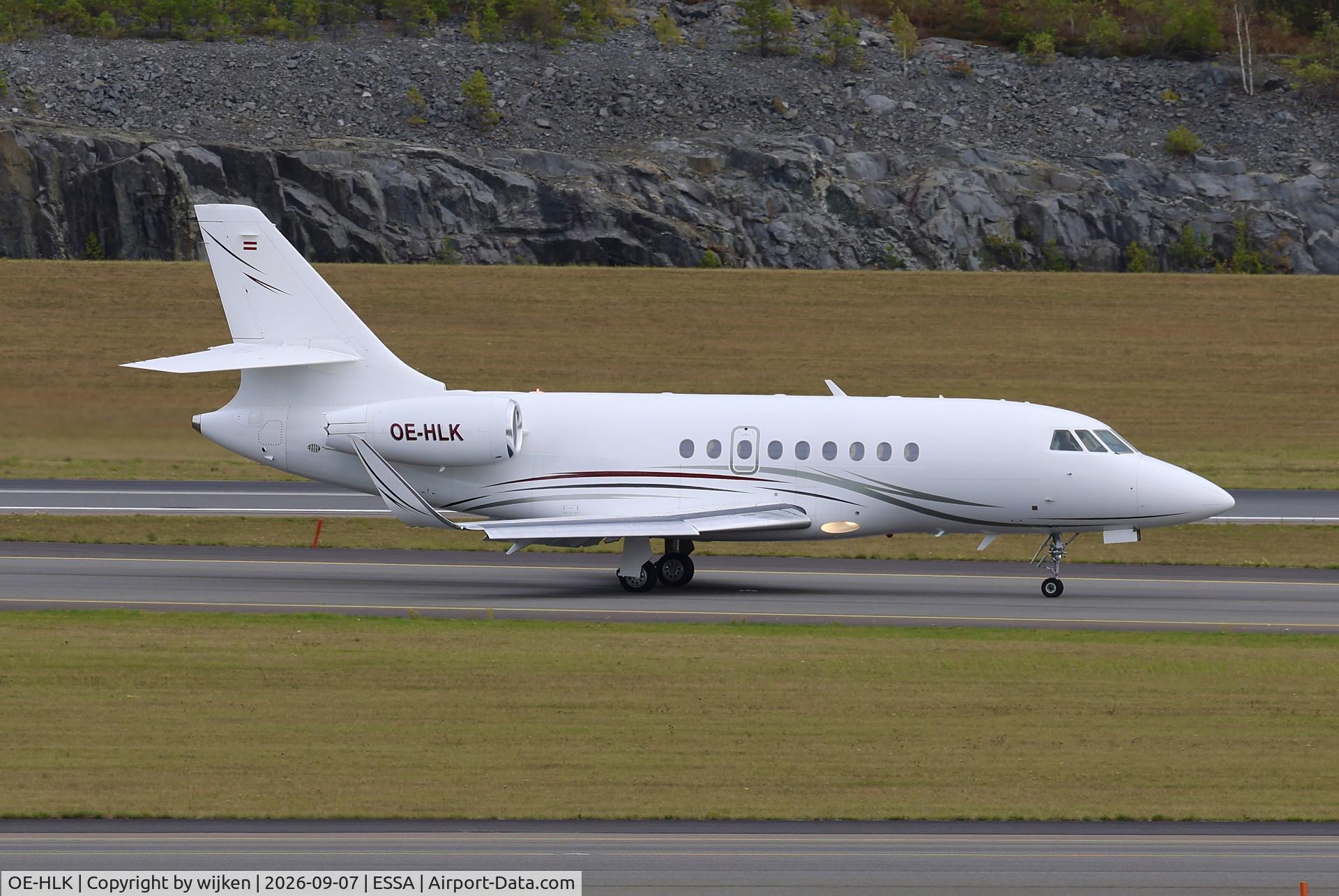 Aircraft OE-HLK, 2011 Dassault Falcon 2000EX, c/n 276, Twy W, at ESSA, photo by wijken