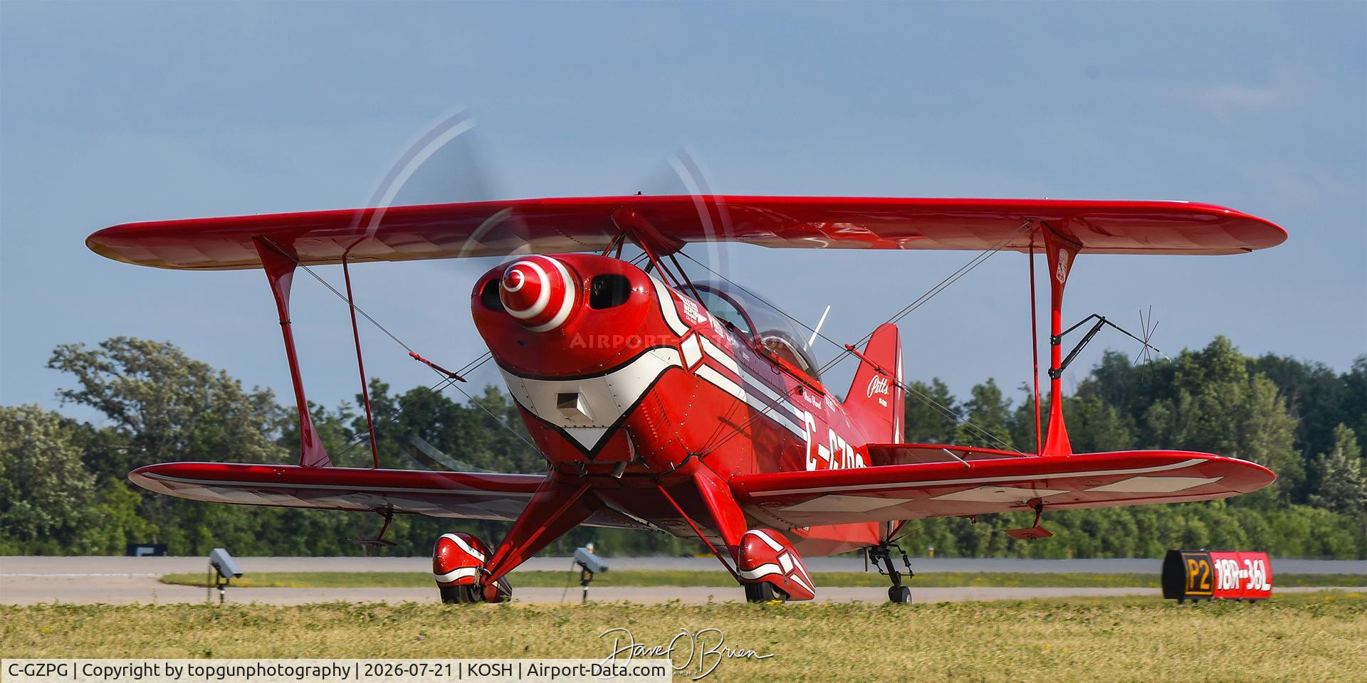 Aircraft C-GZPG, 1986 Pitts S-2B Special, c/n 5096, Oshkosh 26 Red Line, at KOSH, photo by topgunphotography