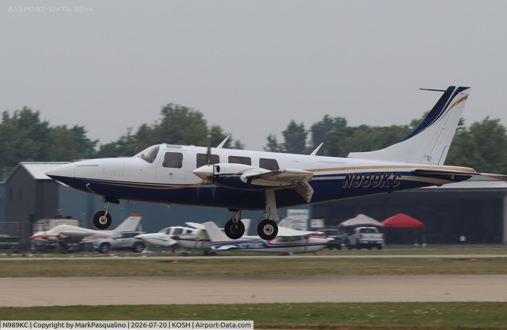 Aircraft N989KC, Smith Aerostar 600P, c/n 61P0287067, Aerostar 600P, at KOSH, photo by MarkPasqualino
