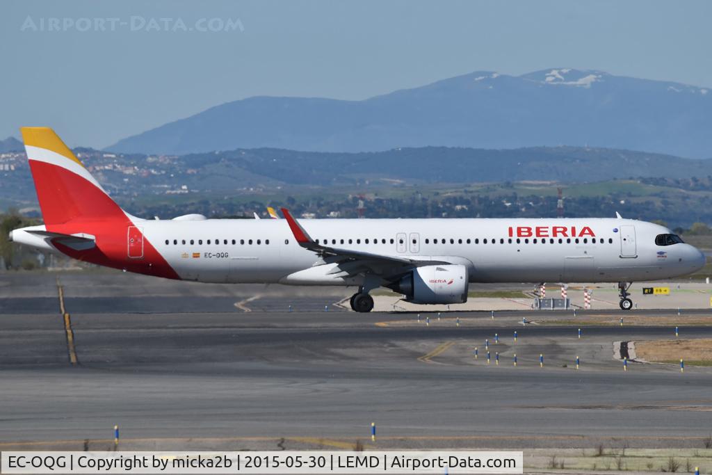 Aircraft EC-OQG, 2025 Airbus A321-253NY XLR, c/n 12505, Taxiing, at LEMD, photo by micka2b