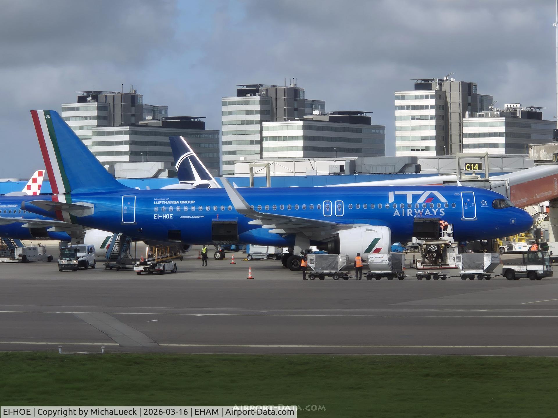 Aircraft EI-HOE, 2023 Airbus A320-272N, c/n 11647, At Shiphol, at EHAM, photo by MichaLueck