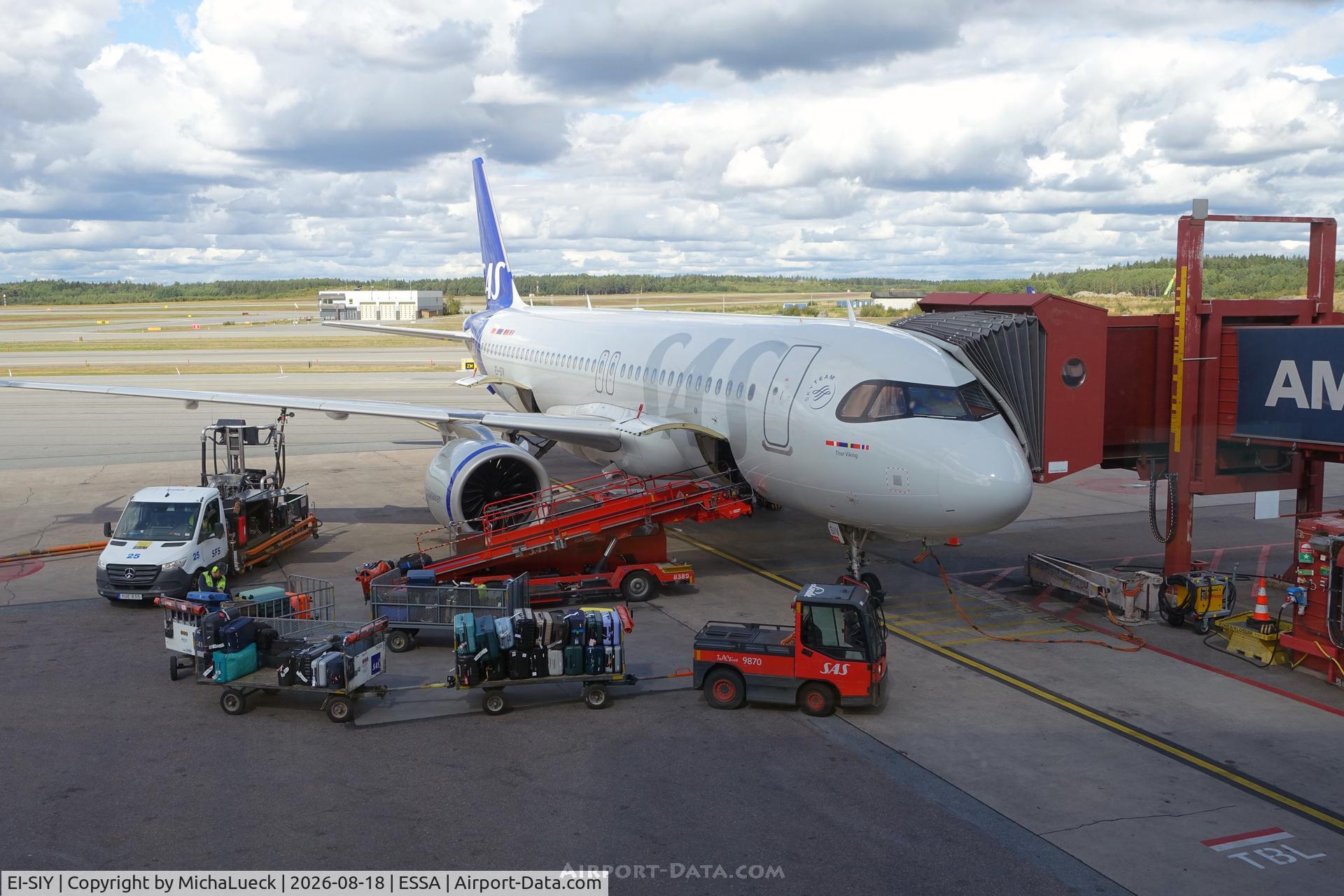 Aircraft EI-SIY, 2023 Airbus A320-251N, c/n 11319, At Arlanda, at ESSA, photo by MichaLueck