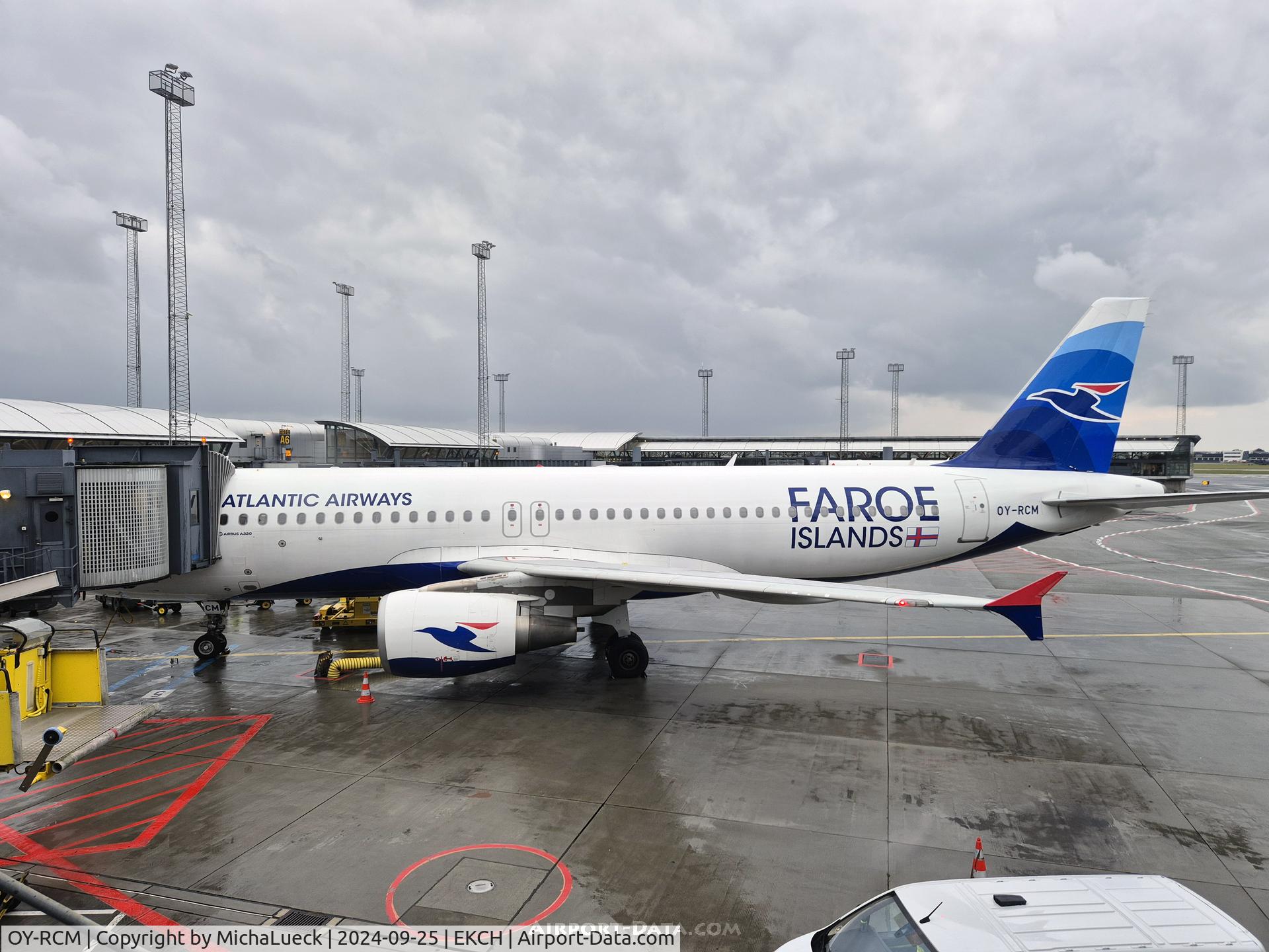 Aircraft OY-RCM, 2012 Airbus A320-214, c/n 5084, At Kastrup, at EKCH, photo by MichaLueck