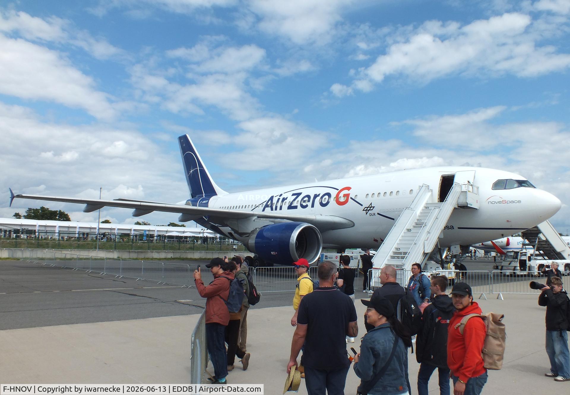 Aircraft F-HNOV, 1989 Airbus A310-304, c/n 498, Airbus A310-304ET 'Air Zero G' of noveSpace/ESA/CNES/DLR at ILA 2026, Berlin, at EDDB, photo by iwarnecke