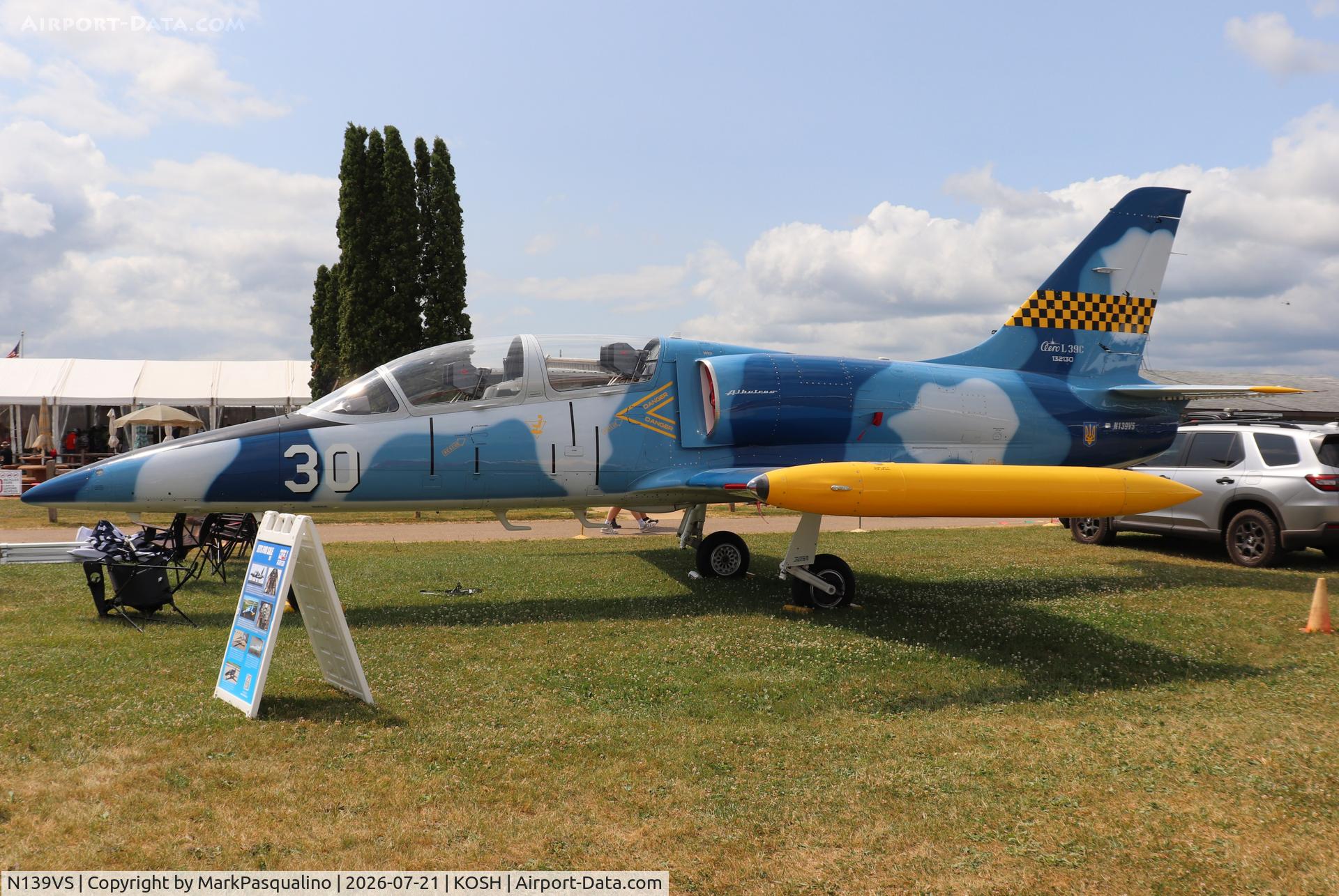 Aircraft N139VS, 1981 Aero L-39 Albatros, c/n 132130, Aero L-39, at KOSH, photo by MarkPasqualino