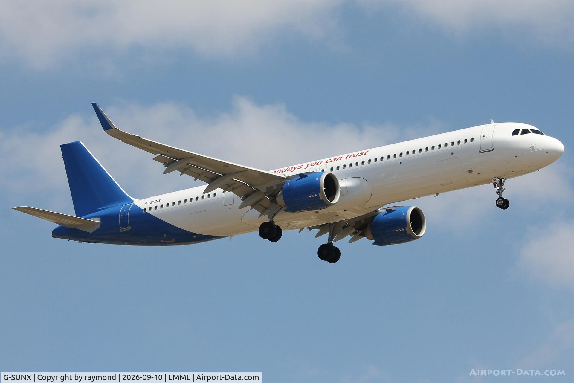 Aircraft G-SUNX, Airbus A321-251 NX, c/n 13153, Airbus A321-251NX reg G-SUNX of Jet2 approaching RW31 Malta., at LMML, photo by raymond