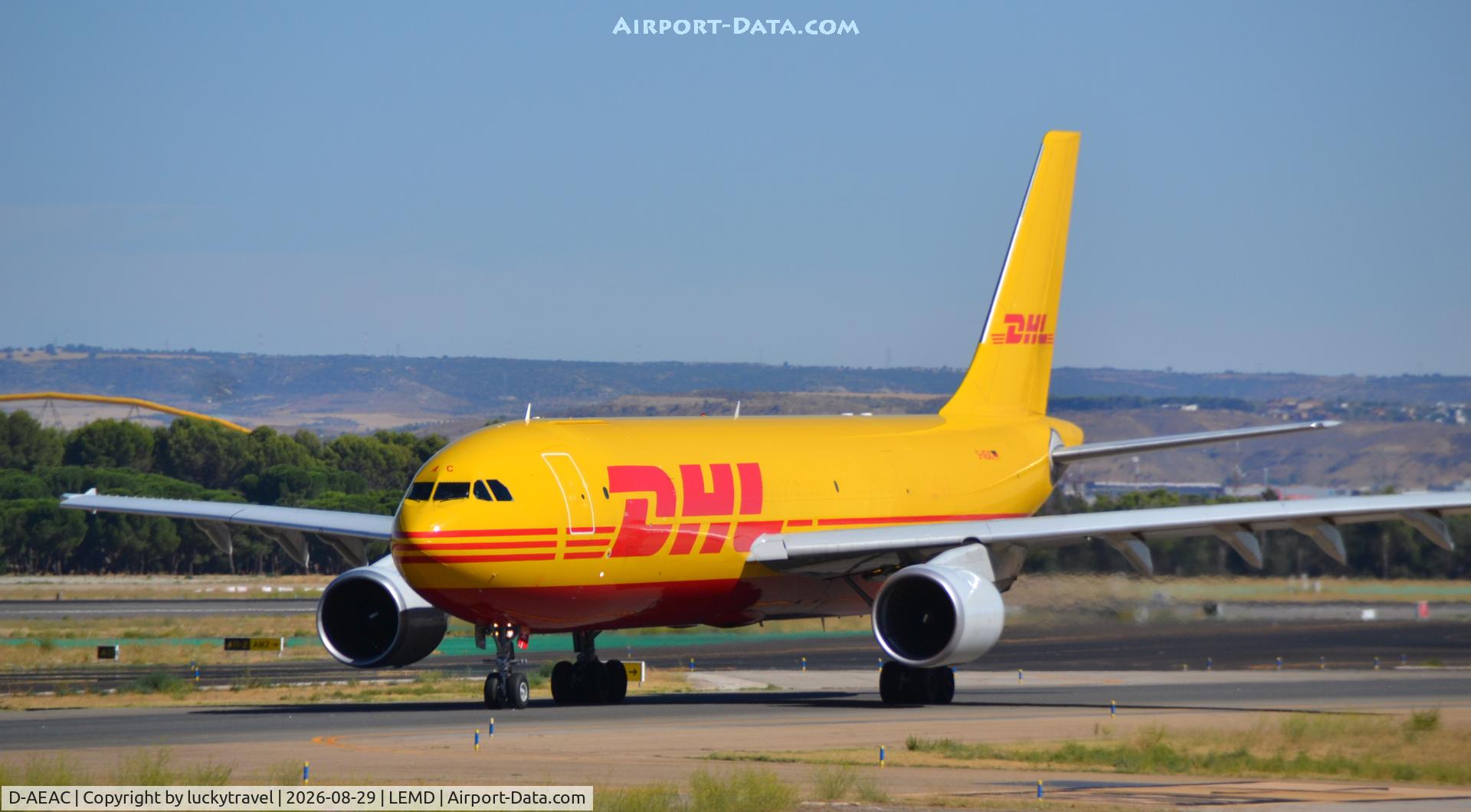 Aircraft D-AEAC, 1991 Airbus A300B4-622R(F), c/n 602, DHL A300 taxiing at Madrid (LEMD) to takeoff RWY36L, at LEMD, photo by luckytravel