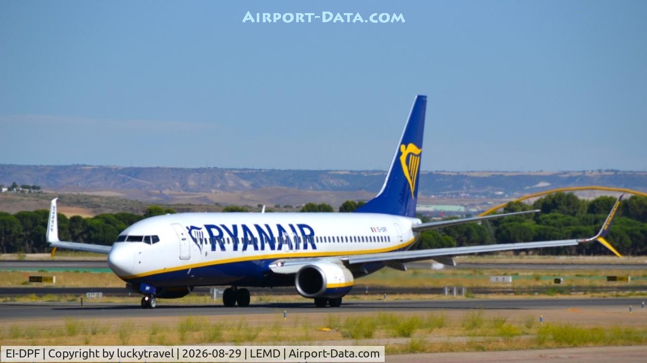 Aircraft EI-DPF, 2007 Boeing 737-8AS, c/n 33606 l/n 2158, Ryanair B737-800 (Split Scimitar Winglets) taxiing at Madrid (LEMD) to takeoff RWY36R, at LEMD, photo by luckytravel