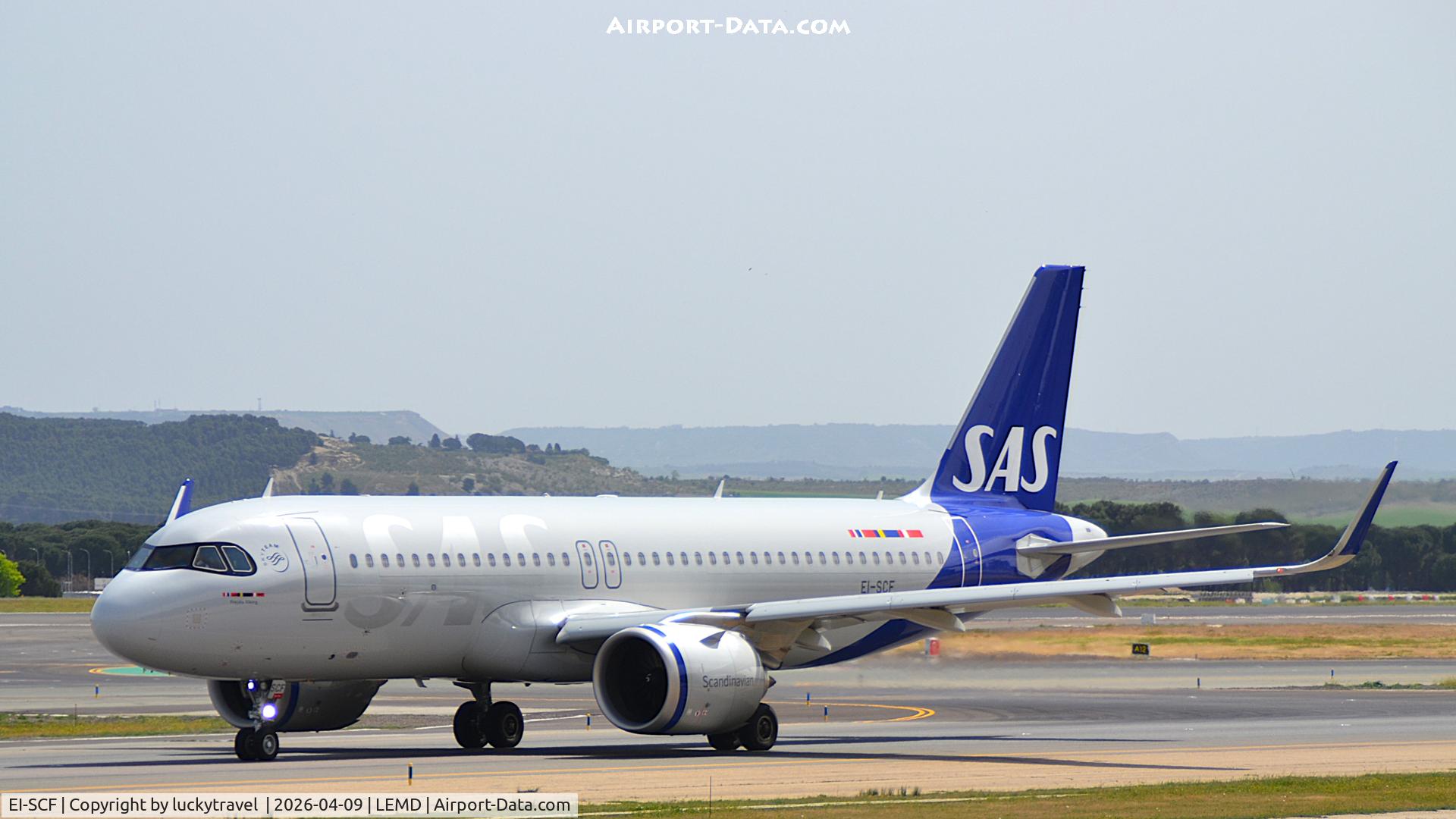 Aircraft EI-SCF, 2025 Airbus A320-251N, c/n 12528, SAS A320neo taxiing at Madrid (LEMD) to takeoff RWY36L, at LEMD, photo by luckytravel