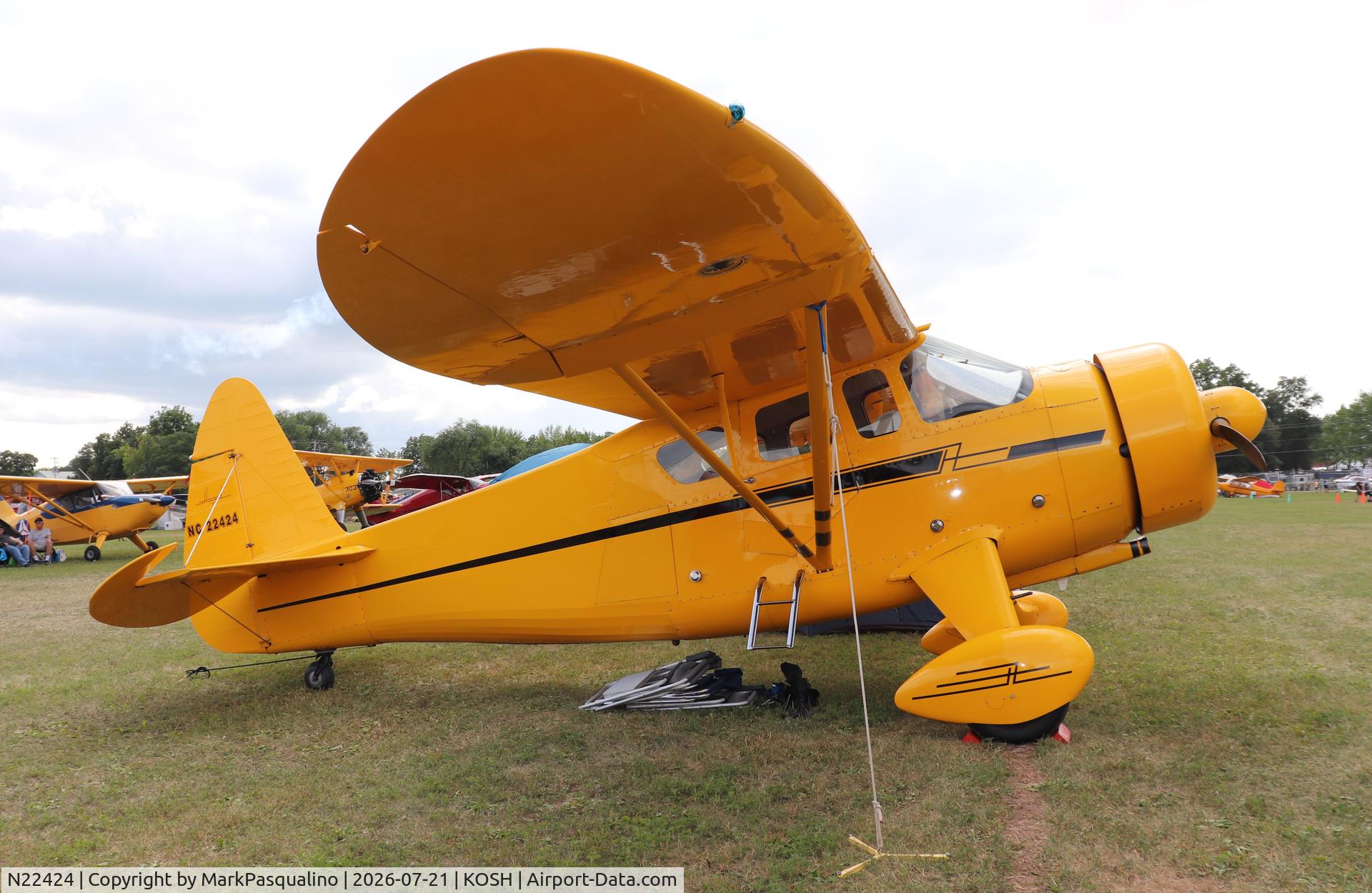 Aircraft N22424, 1940 Howard Aircraft DGA-15P, c/n 523, Howard DGA-15P, at KOSH, photo by MarkPasqualino