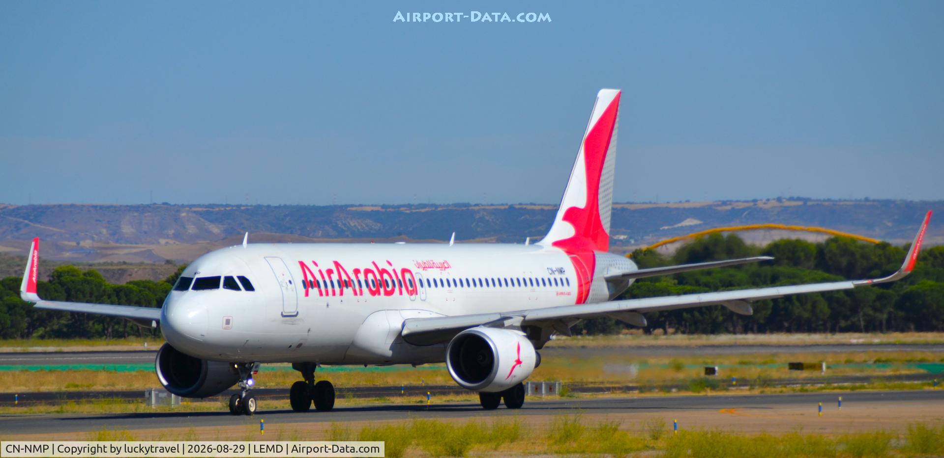 Aircraft CN-NMP, 2013 Airbus A320-214, c/n 5903, AirArabia A320neo taxiing at Madrid (LEMD) to takeoff RWY36L, at LEMD, photo by luckytravel