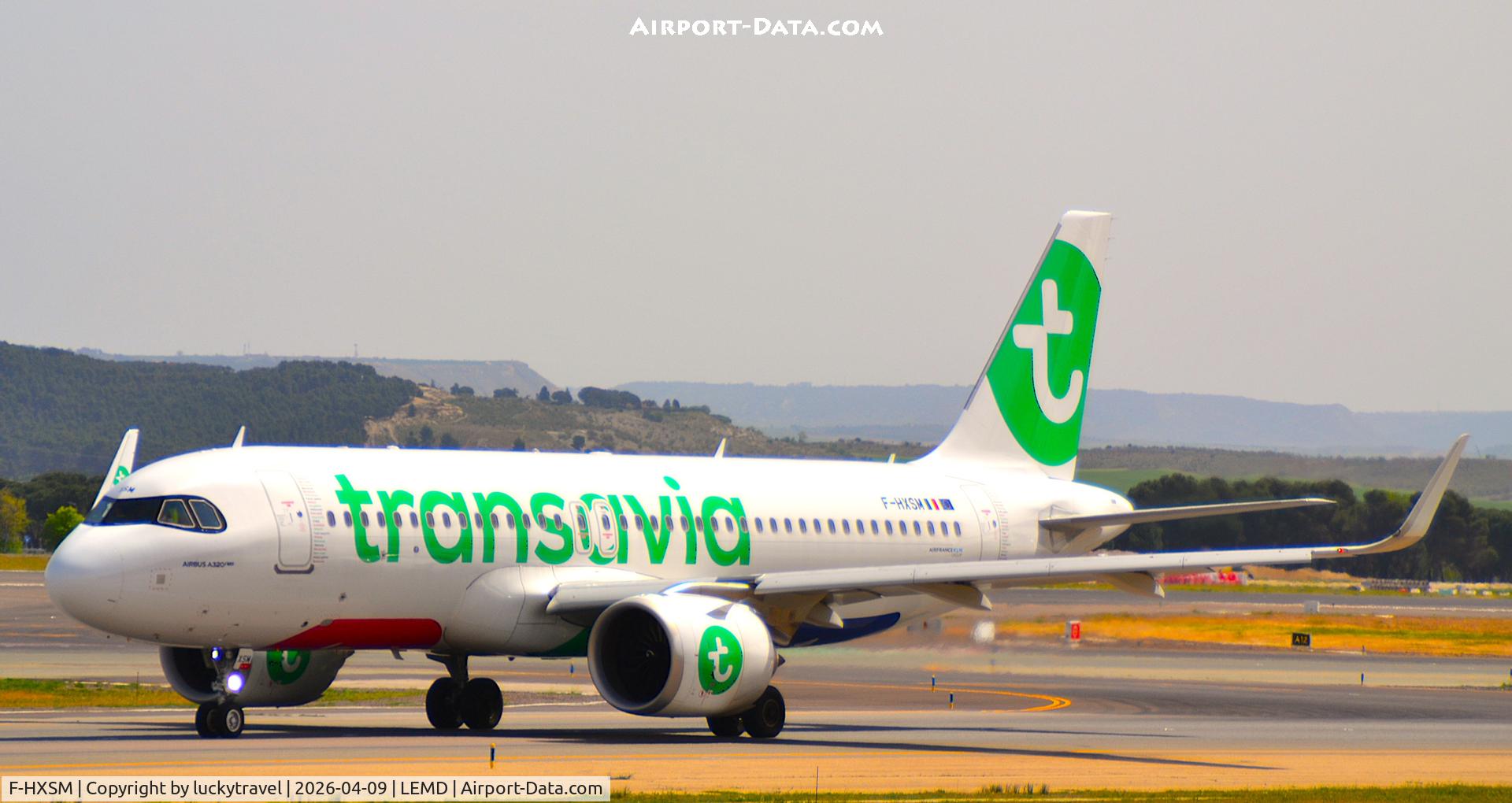 Aircraft F-HXSM, 2025 Airbus A320-252N, c/n 12446, Transavia A320neo taxiing at Madrid (LEMD) to takeoff RWY36L, at LEMD, photo by luckytravel