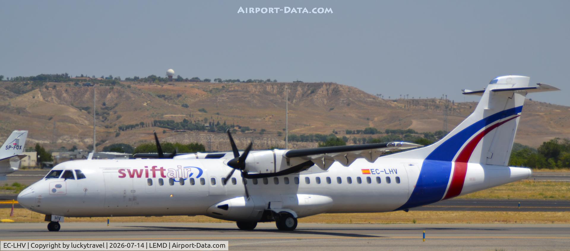 Aircraft EC-LHV, 1994 ATR 72-202, c/n 416, SwiftAir ATR72 taxing at Madrid (LEMD) to takeoff RWY32L, at LEMD, photo by luckytravel