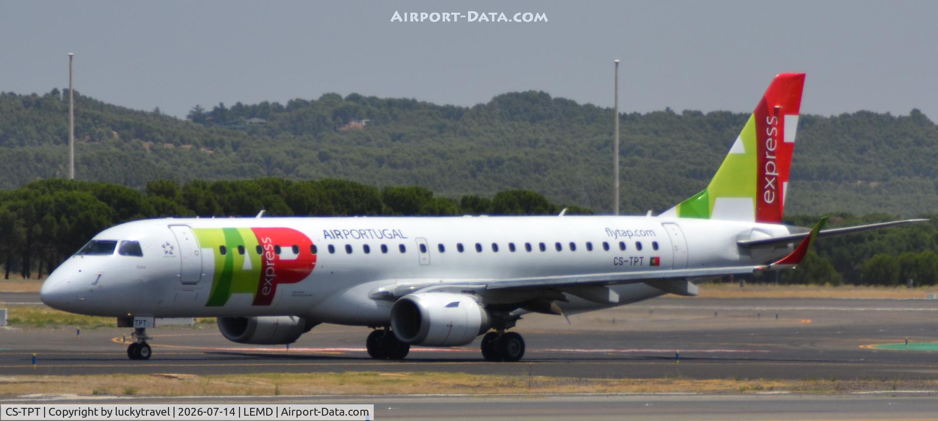 Aircraft CS-TPT, 2011 Embraer 190LR (ERJ-190-100LR), c/n 19000495, TAP Air Portugal Express E190LR taxiing at Madrid (LEMD) to takeoff RWY32L, at LEMD, photo by luckytravel