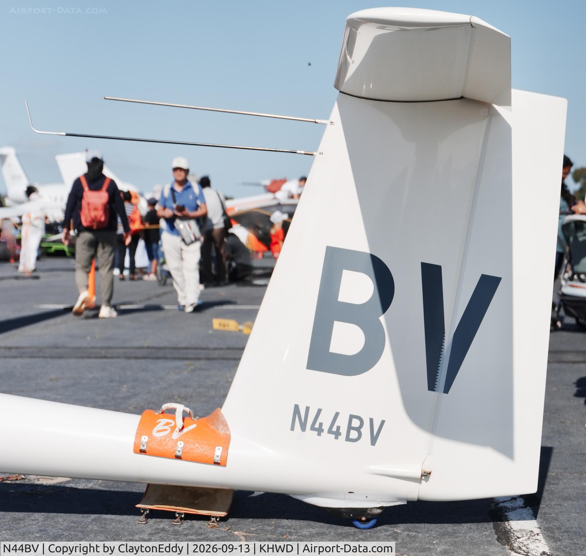 Aircraft N44BV, 1991 Schempp-Hirth VENTUS C, c/n 496, Hayward airport Open House in California 2026, at KHWD, photo by ClaytonEddy