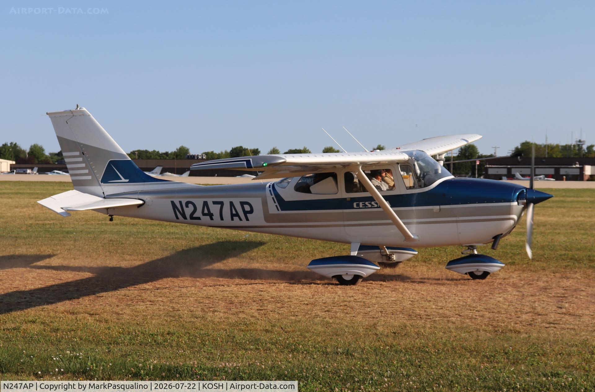 Aircraft N247AP, 1970 Cessna 172K Skyhawk, c/n 17259066, Cessna 172K, at KOSH, photo by MarkPasqualino