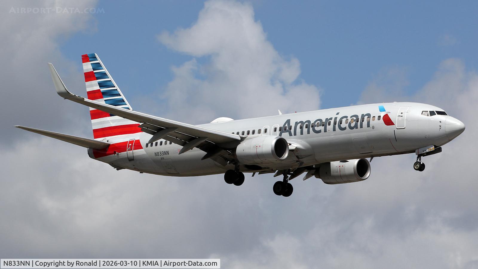 Aircraft N833NN, 2010 Boeing 737-823, c/n 31093, at mia, at KMIA, photo by Ronald