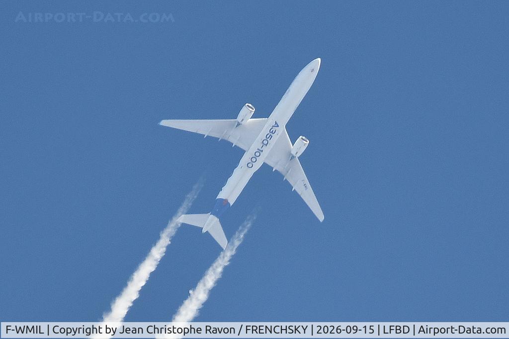 Aircraft F-WMIL, 2016 Airbus A350-1041, c/n 059, level 330, AIB81IL, at LFBD, photo by Jean Christophe Ravon / FRENCHSKY