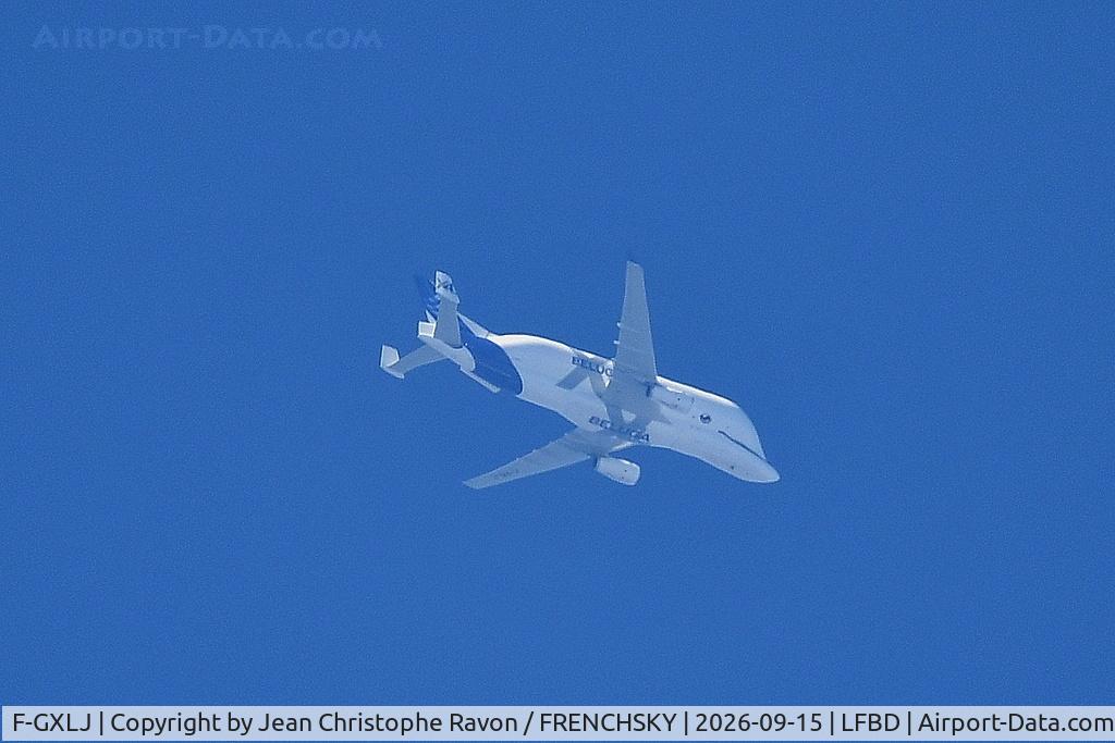 Aircraft F-GXLJ, 2021 Airbus A330-743L Beluga XL, c/n 1985, Madrid (QYM) Hamburg (XFW) (BGA163J) level 320, at LFBD, photo by Jean Christophe Ravon / FRENCHSKY