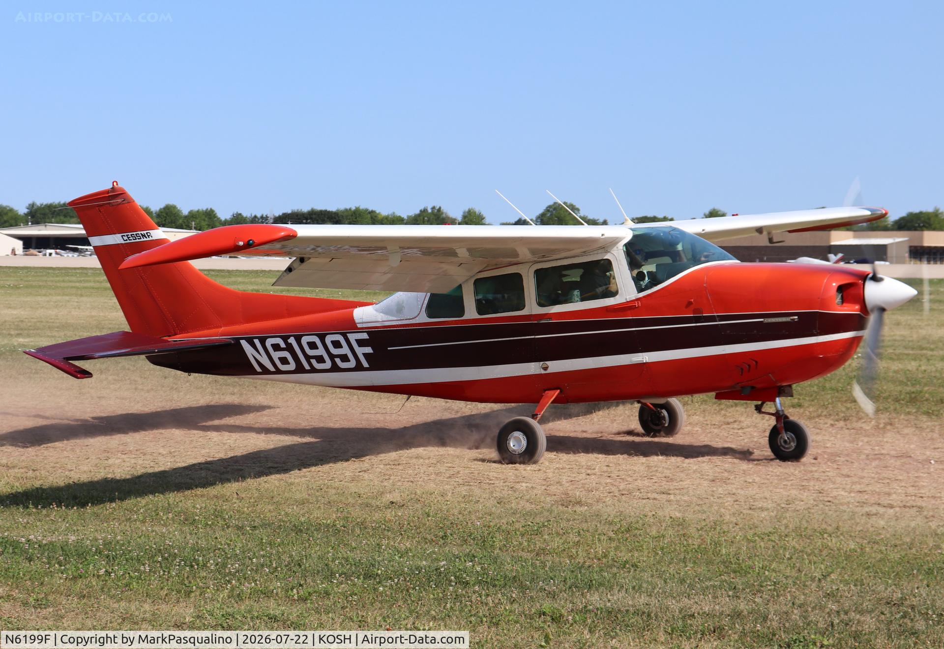 Aircraft N6199F, 1968 Cessna 210J Centurion, c/n 21059099, Cessna 210J, at KOSH, photo by MarkPasqualino