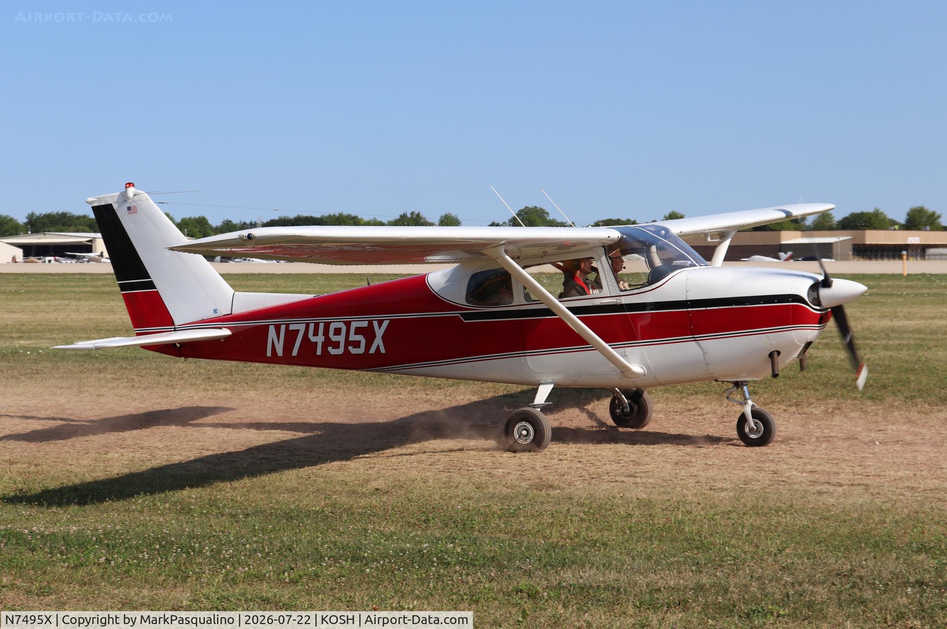 Aircraft N7495X, 1960 Cessna 172B, c/n 17247995, Cessna 172B, at KOSH, photo by MarkPasqualino