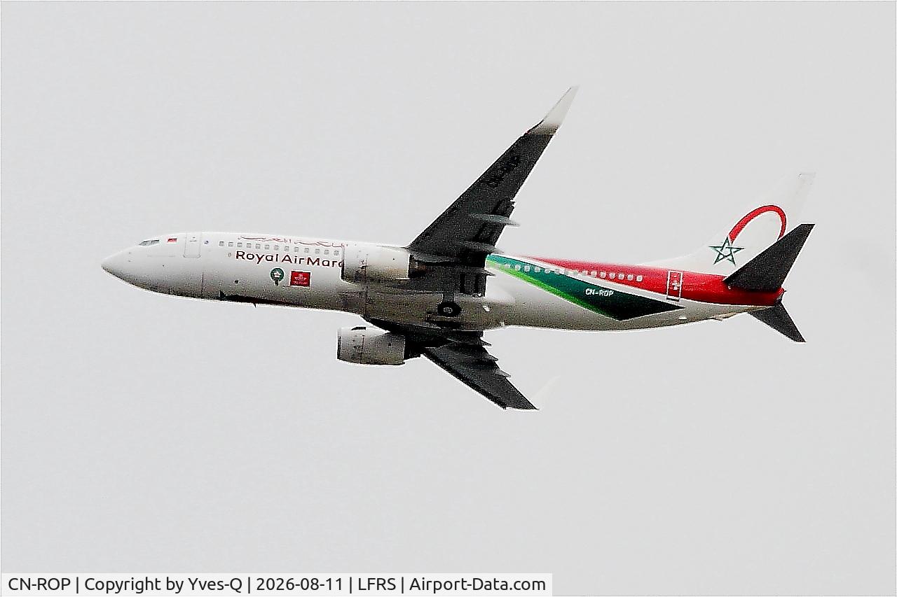 Aircraft CN-ROP, 2008 Boeing 737-8B6, c/n 33066 l/n 2506, Boeing 737-8B6, long approach rwy 21, Nantes-Atlantique airport (LFRS-NTE), at LFRS, photo by Yves-Q