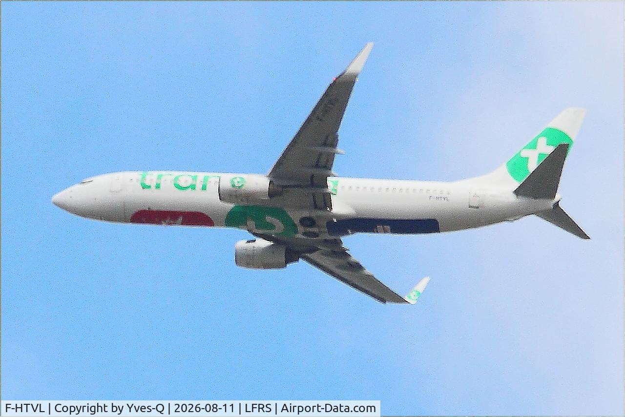 Aircraft F-HTVL, 2008 Boeing 737-8Q8, c/n 35276, Boeing 737-8Q8, Climbing from rwy 03, Nantes-Atlantique airport (LFRS-NTE), at LFRS, photo by Yves-Q
