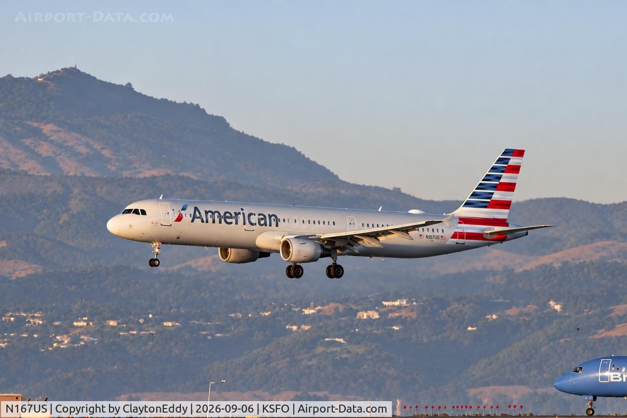 Aircraft N167US, 2001 Airbus A321-211, c/n 1442, SFO 2026, at KSFO, photo by ClaytonEddy