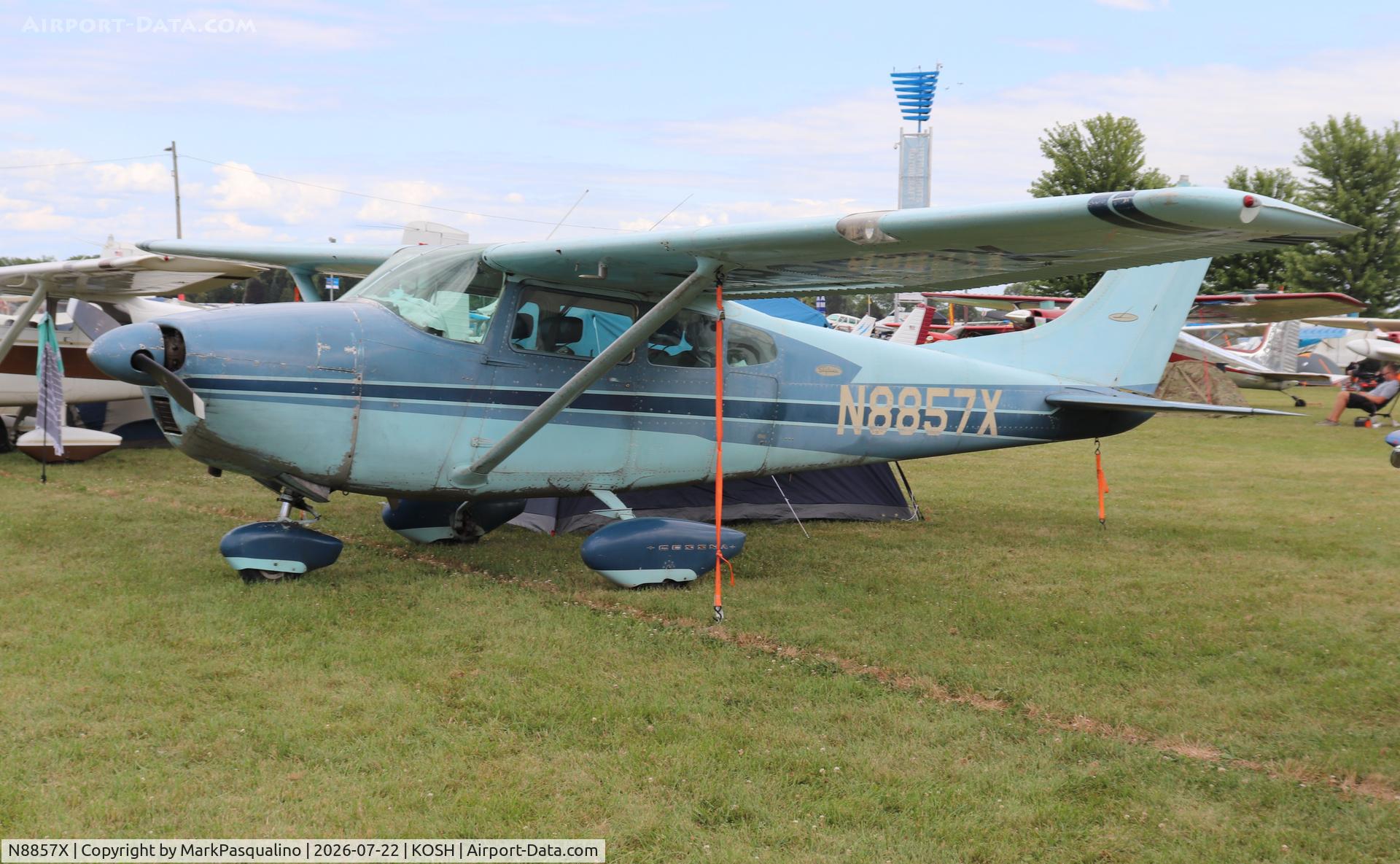 Aircraft N8857X, 1961 Cessna 182D Skylane, c/n 18253257, Cessna 182D, at KOSH, photo by MarkPasqualino