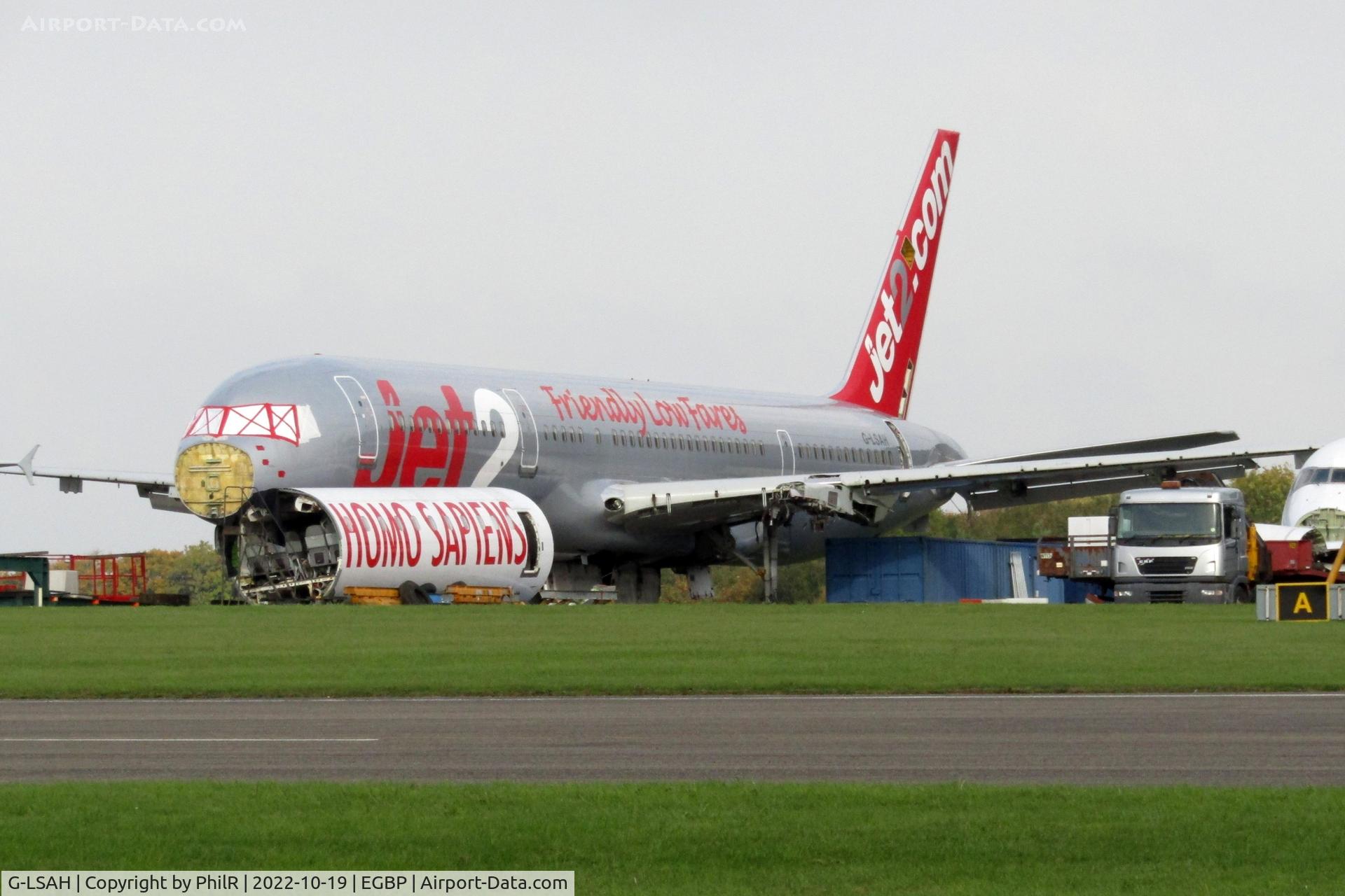 Aircraft G-LSAH, 1987 Boeing 757-21B, c/n 24015 l/n 148, G-LSAH 1987 Boeing 757-200 Jet2 Kemble, at EGBP, photo by PhilR