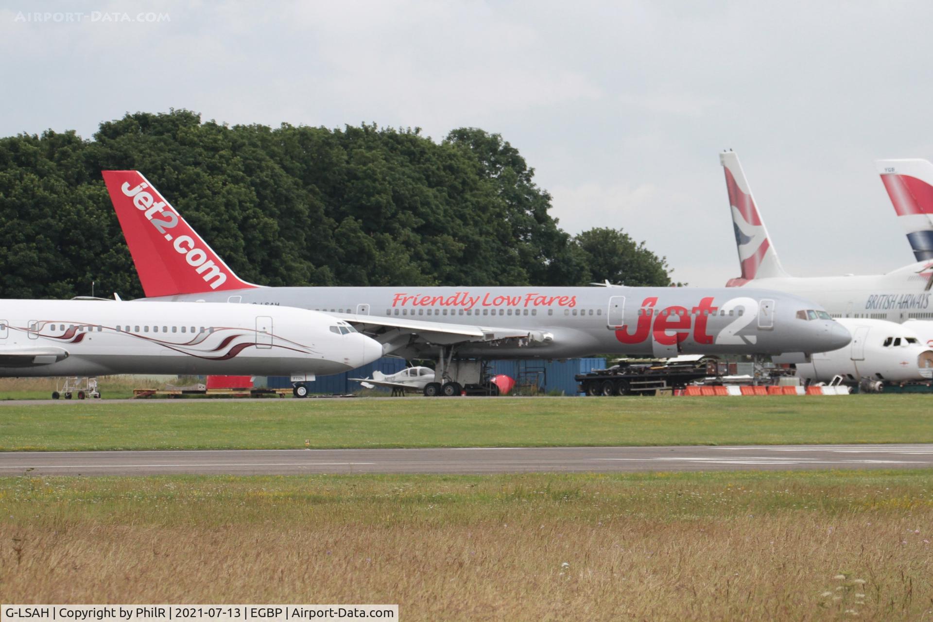 Aircraft G-LSAH, 1987 Boeing 757-21B, c/n 24015 l/n 148, G-LSAH 1987 Boeing 757-200 Jet2 Kemble, at EGBP, photo by PhilR