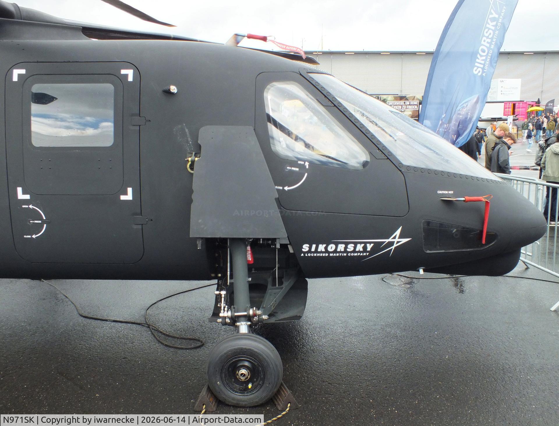 Aircraft N971SK, 2014 Sikorsky S-97A Raider, c/n 0001, Sikorsky S-97A Raider (now de-registered) at ILA 2026, Berlin, photo by iwarnecke