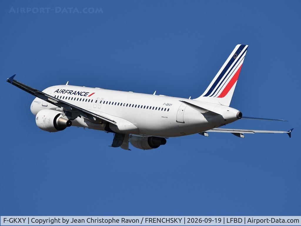 Aircraft F-GKXY, 2009 Airbus A320-214, c/n 4105, Bordeaux (BOD) Paris (CDG) AF7443, at LFBD, photo by Jean Christophe Ravon / FRENCHSKY