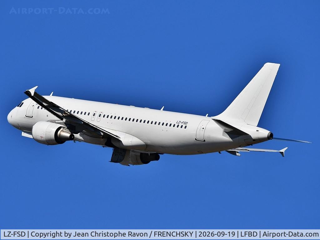 Aircraft LZ-FSD, 2008 Airbus A320-214, c/n 3461, Bordeaux (BOD) Figari (FSC) V72432, at LFBD, photo by Jean Christophe Ravon / FRENCHSKY