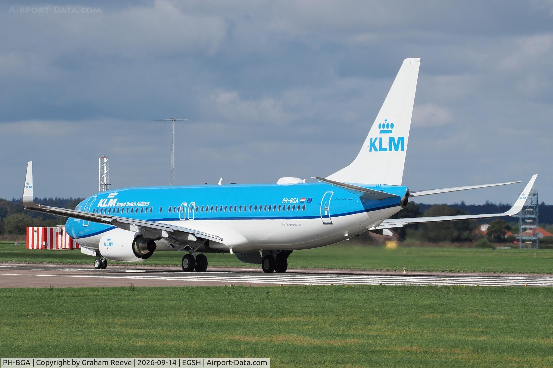 Aircraft PH-BGA, 2008 Boeing 737-8K2, c/n 37593 l/n 2569, Departing from Norwich., at EGSH, photo by Graham Reeve
