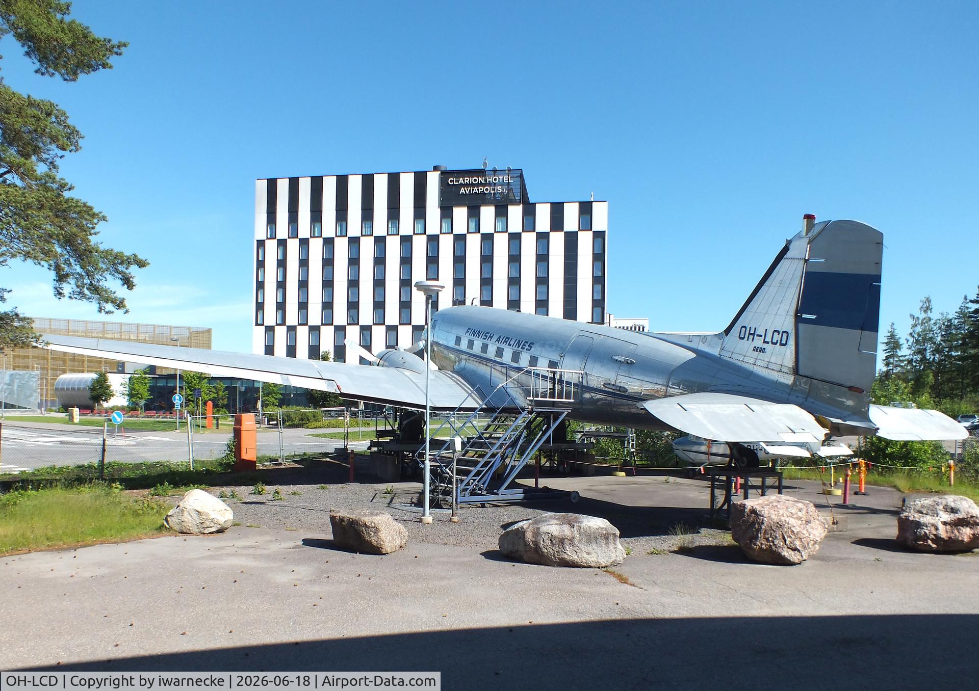 Aircraft OH-LCD, 1943 Douglas C-47A-75-DL, c/n 19309, Douglas DC-3C-S1C3-G (built as C-47A-75-DL) at the Suomen Ilmailumuseo (Finnish Aviation Museum), Vantaa, photo by iwarnecke