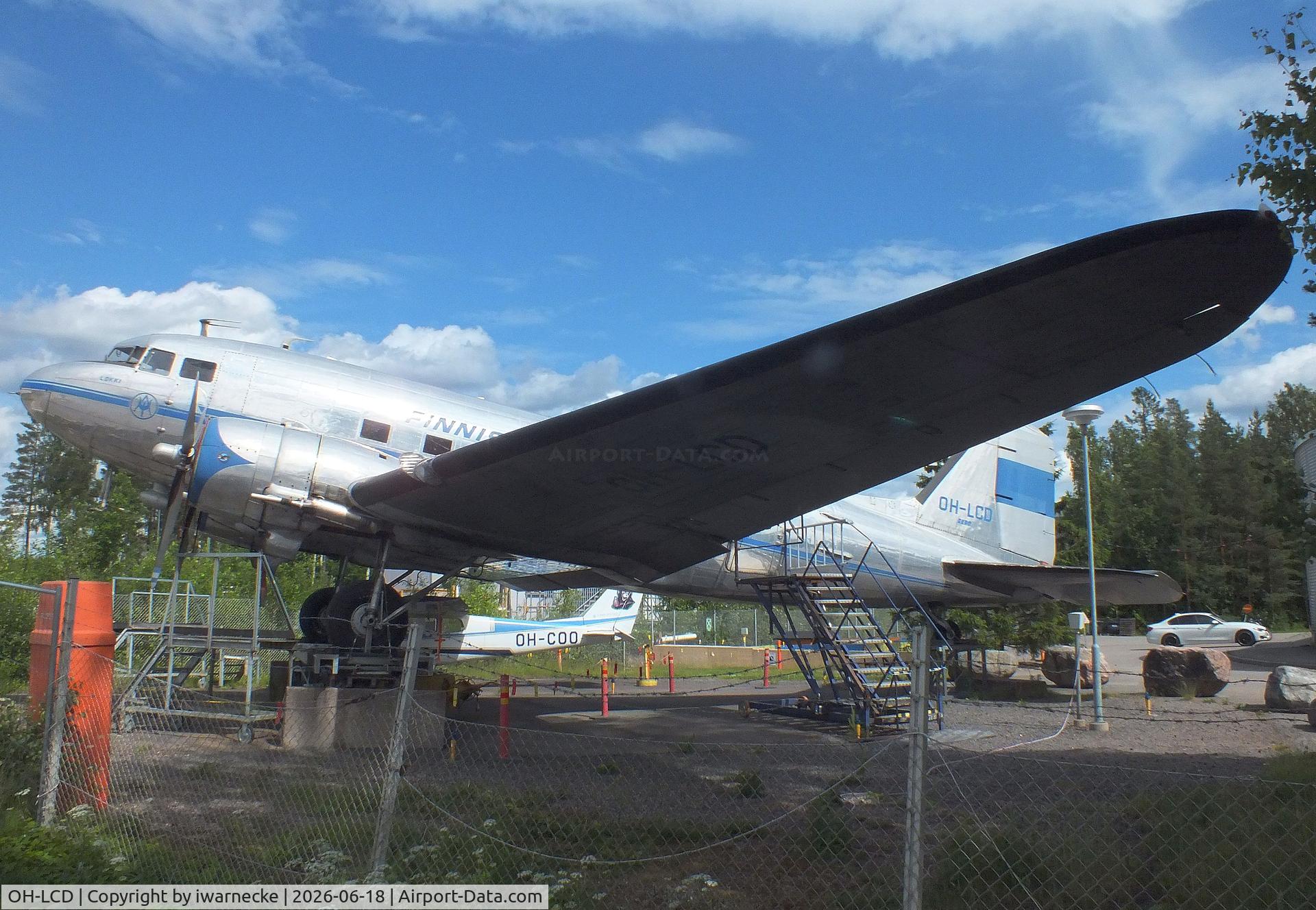 Aircraft OH-LCD, 1943 Douglas C-47A-75-DL, c/n 19309, Douglas DC-3C-S1C3-G (built as C-47A-75-DL) at the Suomen Ilmailumuseo (Finnish Aviation Museum), Vantaa, photo by iwarnecke