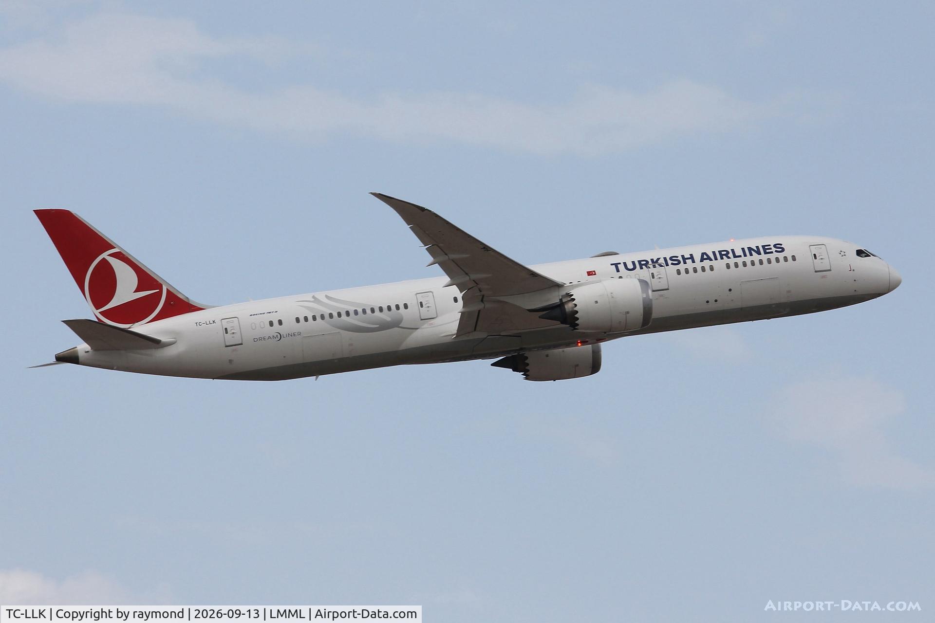 Aircraft TC-LLK, 2020 Boeing 787-9 Dreamliner, c/n 65811 l/n 979, Turkish Airlines Boeing 787-9 Dreamliner reg TC-LLK departing Malta RW31., at LMML, photo by raymond