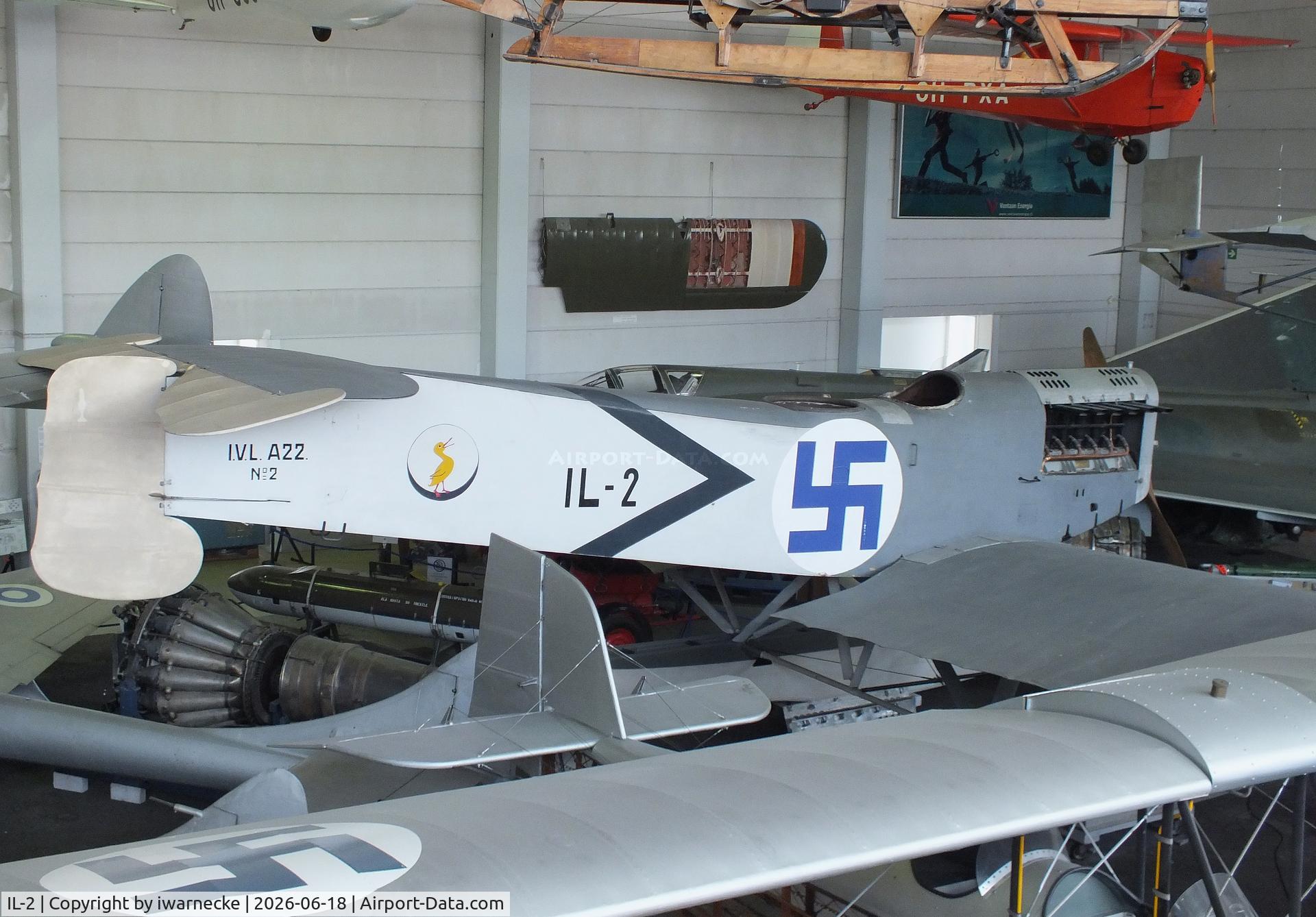 Aircraft IL-2, 1922 Ilmailuvoimien A.22 Hansa, c/n 2, Ilmailuvoimien I.V.L. A.22 Hansa (Hansa-Brandenburg W.33 built in Finland) at the Suomen Ilmailumuseo (Finnish Aviation Museum), Vantaa, photo by iwarnecke