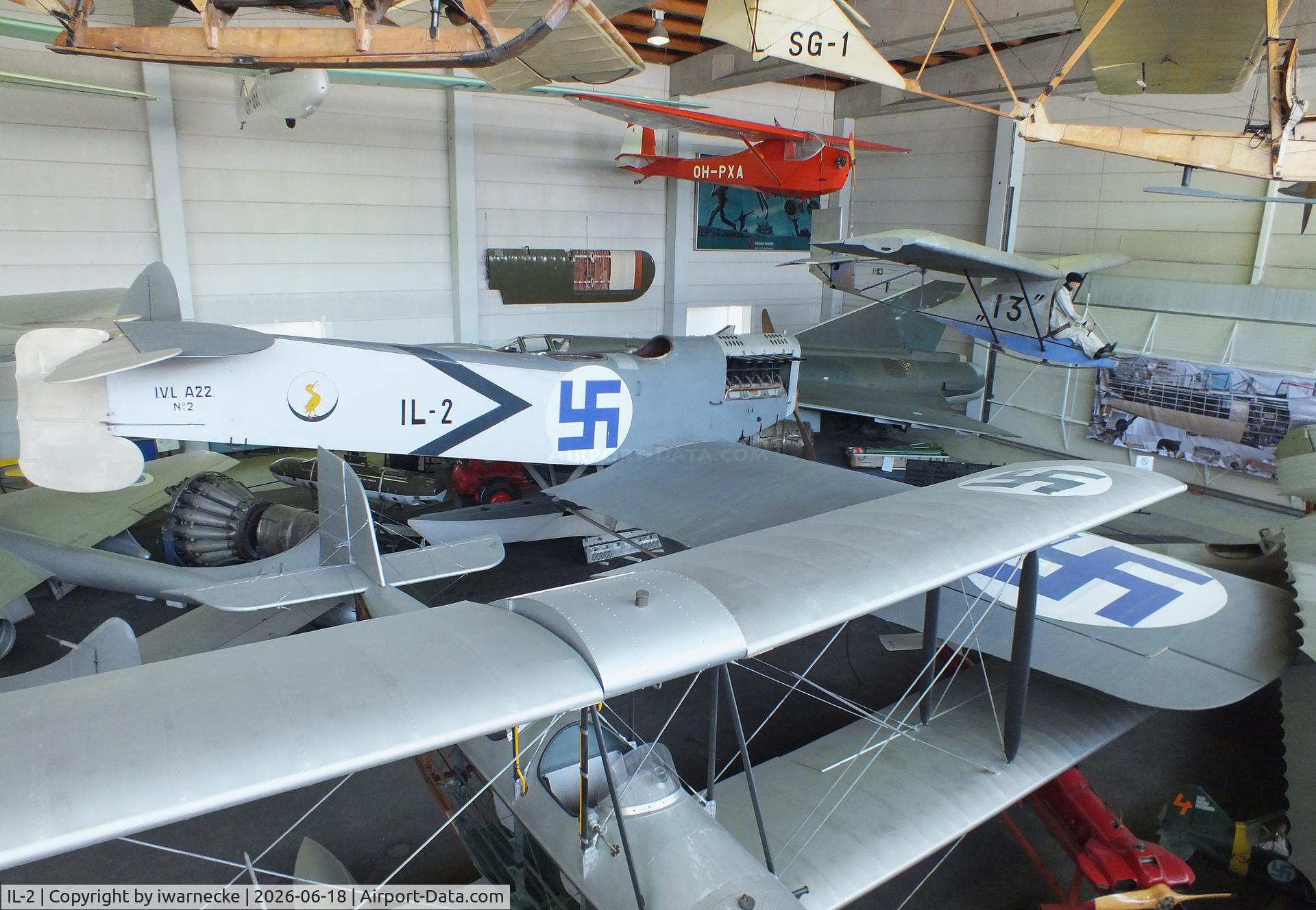 Aircraft IL-2, 1922 Ilmailuvoimien A.22 Hansa, c/n 2, Ilmailuvoimien lentokonetehdas I.V.L. A.22 Hansa (Hansa-Brandenburg W.33 built in Finland) at the Suomen Ilmailumuseo (Finnish Aviation Museum), Vantaa, photo by iwarnecke