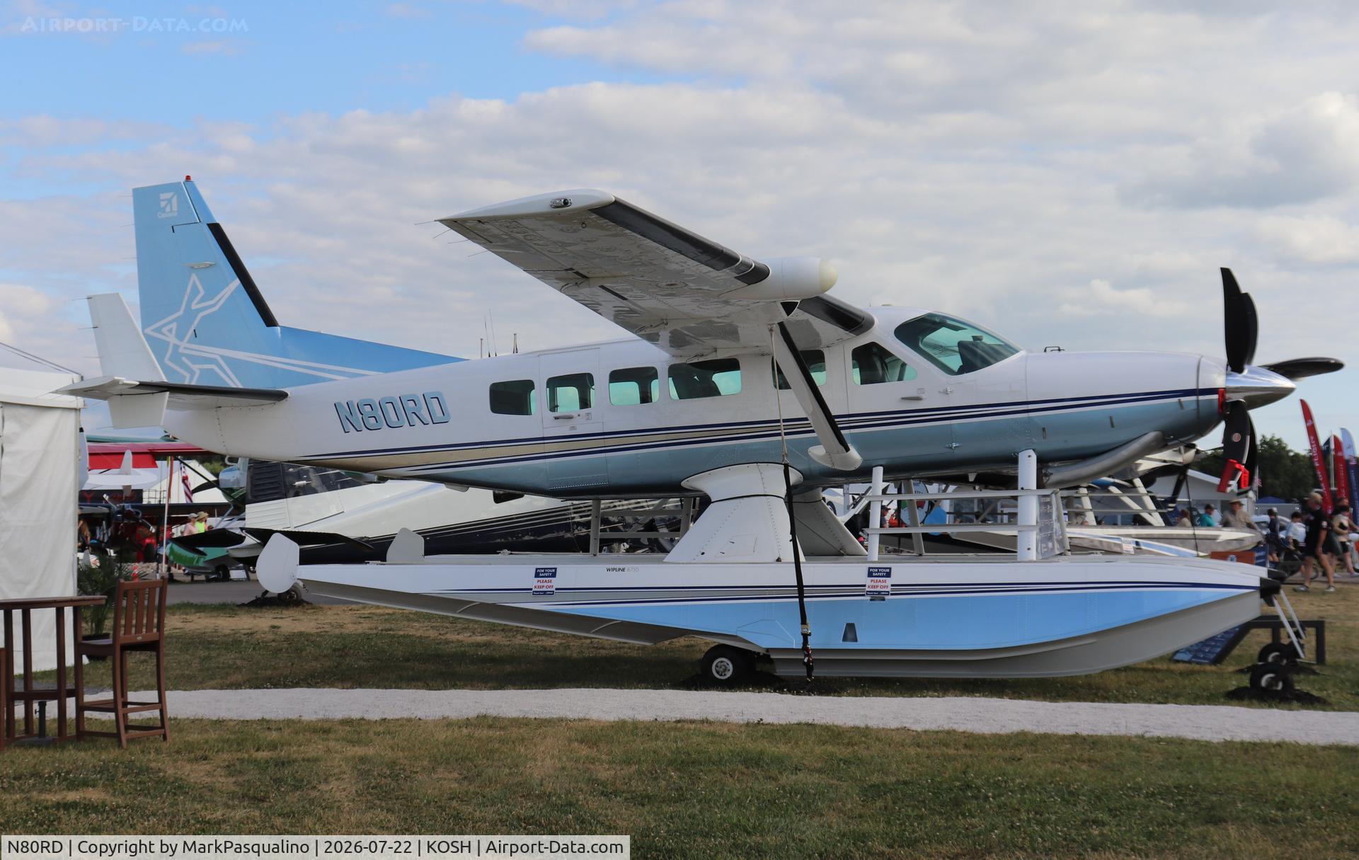 Aircraft N80RD, 1986 Cessna 208 Caravan I, c/n 20800085, Cessna 208, at KOSH, photo by MarkPasqualino