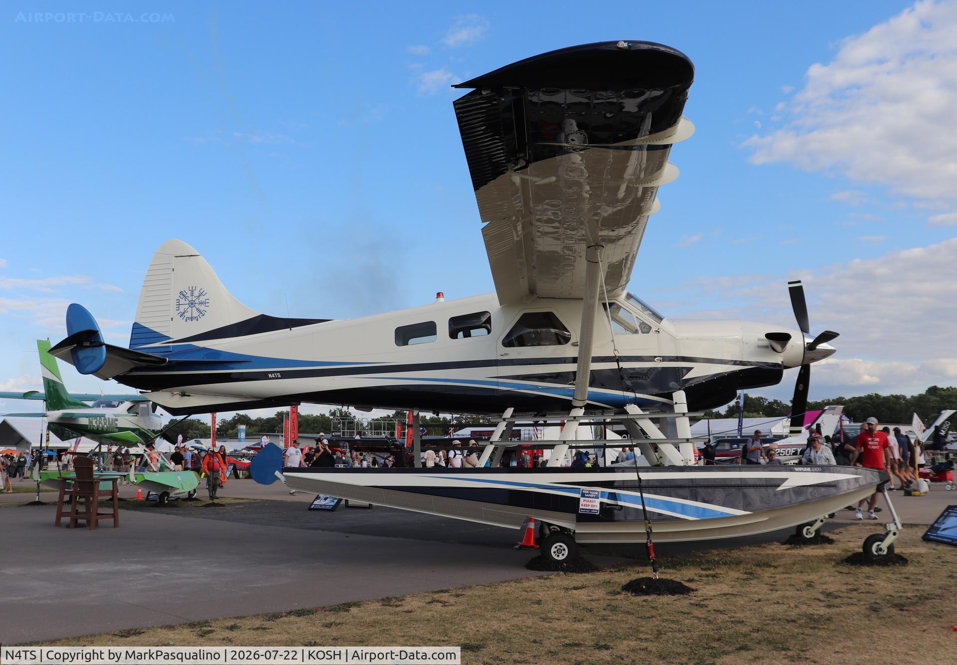 Aircraft N4TS, 1955 De Havilland DHC-2 Beaver, c/n 930, DHC-2 Beaver, at KOSH, photo by MarkPasqualino