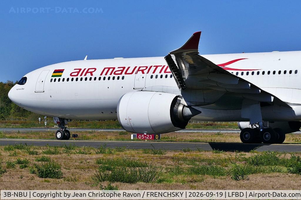 Aircraft 3B-NBU, 2019 Airbus A330-941, c/n 1884, Bordeaux (BOD) Mauritius (MRU) MK5, at LFBD, photo by Jean Christophe Ravon / FRENCHSKY